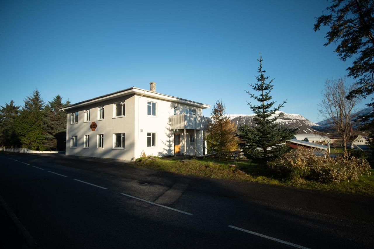 The Guesthouse By The Fjord Thingeyri Eksteriør bilde
