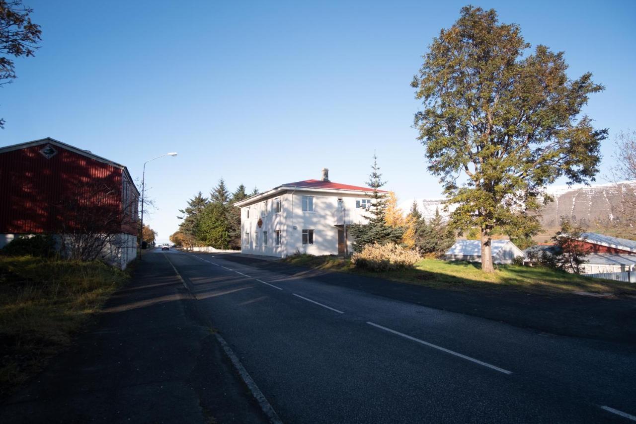 The Guesthouse By The Fjord Thingeyri Eksteriør bilde