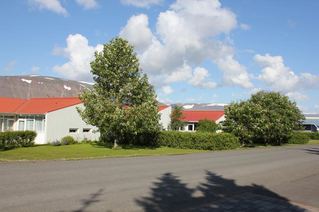 The Guesthouse By The Fjord Thingeyri Eksteriør bilde